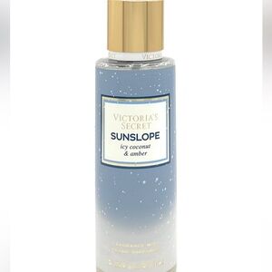 ☀️ Victoria’s Secret Sunslope Fragrance Mist & NEW!